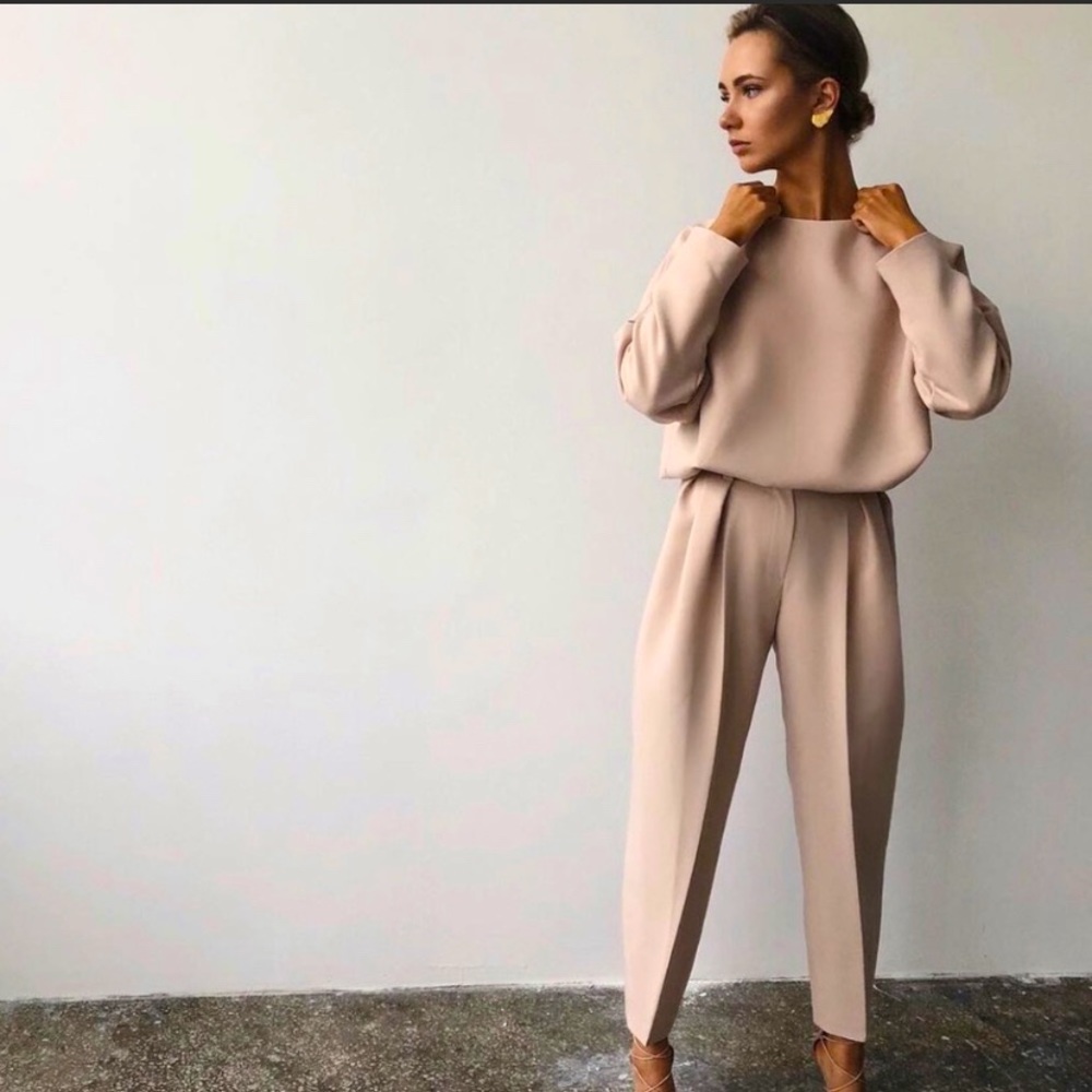Namelazz sweatshirt and tapered pant